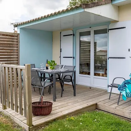 Village Les Rivieres Holiday park Mache
