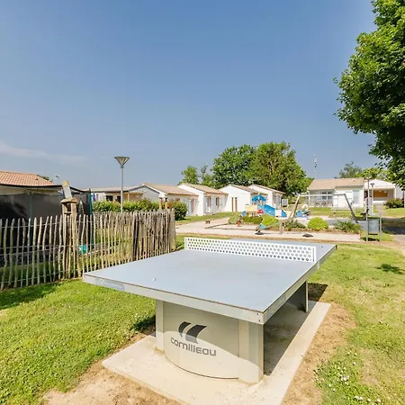 Village Les Rivieres Holiday park *
