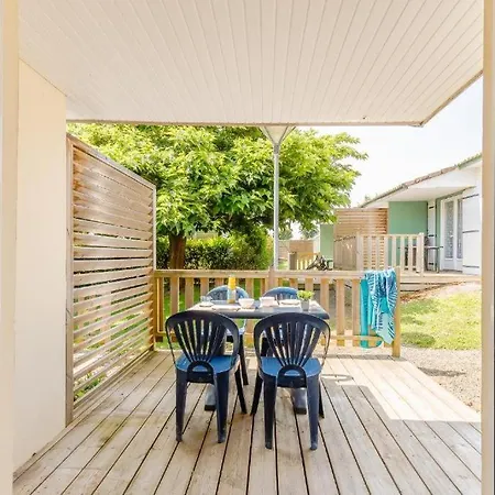 Village Les Rivieres Holiday park Mache